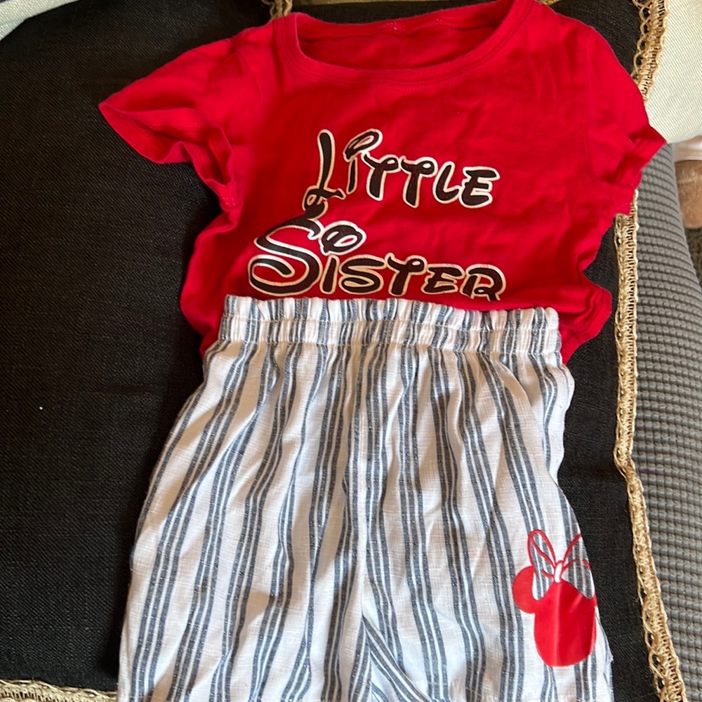 Minnie Mouse Outfit